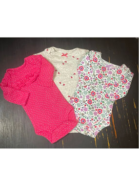 Girls Preemie Child of Mine Made by Carter's Bodysuits (3) Pink White Floral